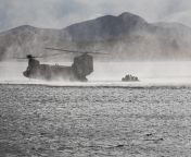 Greek Special Warfare units drove a RHIB into the back of a CH-47 landing on water [3360x2240] from 22bet【tk88 tv】 rhib
