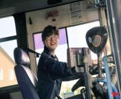 Faker on the bus goes what was that?! What was that?! What was that???!!!!! from faker