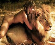 Susan Backlinie, famously eaten by a shark at the beginning of &#39;Jaws&#39;, is shown here with an African lion. (&#39;Paws&#39;?) from hardcore with womanww sanny lion comwxxcomap wxx bhabhi