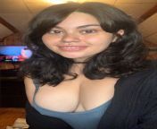 No makeup and lots of cleavage! from homely indian babe boobs pressed and exposing of cleavage