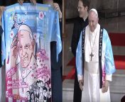 The popes new anime jacket for his Japan visit. from patri popes