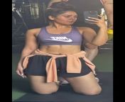 Yuvika (anjali) hot navel in gym from sujitha dhanush hot navel