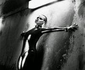 SiliconDreams After Dark: Sigourney Weaver photographed by Helmut Newton for promotion of Alien 3 (1992) from anime sex alien 3