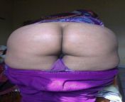 Thick Desi Ass (hotwife) from 37 desi kudi