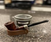 Question for my fellow English enthusiasts: If you could only smoke one last tin of any English blend, what would it be? I would be hard pressed to think of one I like more than Esotericas Margate. Pictured in a Peterson 120 army mount p-lip. from 3x garls english