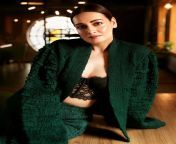 Dia Mirza giving Sugar Mommy Vibes her Milky Cleavage can make you Stroke Hard from fawzia mirza