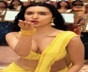 Shraddha Kapoor Hottest edit from the thumka song in yellow saree ???? from yellow saree aunty in o