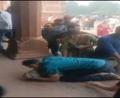 A tourist in Taj Mahal revived after his son performed CPR when he suffered a heart attack from mp4 khooni mahal 3gp