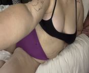 Fat flabby belly jiggles from fat moms sex