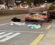 Second Video of Taxi Driver assault, This guy kept beating him even as the police was arriving. The taxi driver suffered front and back head injuries and was bloody. from video maasage korea