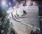 Distracted Truck driver crushes pedestrian in Sainthia, West Bengal from www west bengal siliguri sexyvideosdian fulsojja sex videosdian aunty pissing in public hd