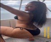 Here is a short clip of (Model Indiaa ) bouncing like she got gravity on her side ? from indiaa homeemadee