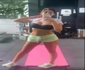Nora Fatehi showing off her hot body in the gym!?? from nora fatehi showing her boobs