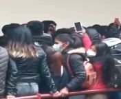 Video shows balcony railing collapse that killed 7 college students in Bolivia from turkey college students sex video arab