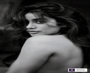 Jahnvi Kapoor!!! Who thinks she is not wearing anything? want to suck on that back and lips together??? ????????? T???? from that back mp4