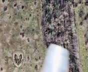 Full video of a group of Russian soldiers being hit by Ukrainian drone-dropped munitions from mix xxxx full video pg download by